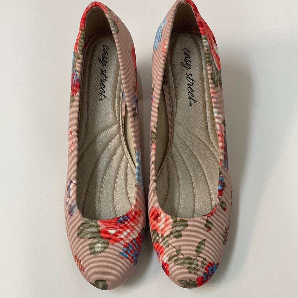 New Easy Street Floral Pumps   Size 8.5M - Picture 7 of 7